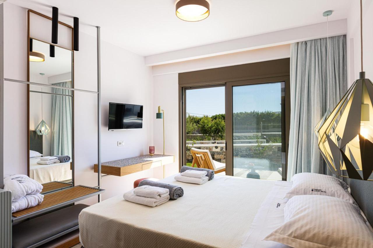 Terrazzo Luxury Villas Pigianos Kampos  Eksteriør billede