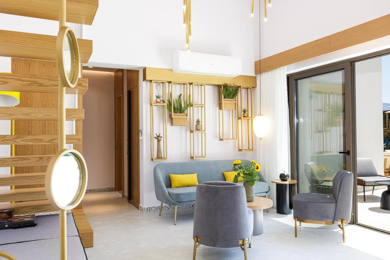 Terrazzo Luxury Villas Pigianos Kampos  Eksteriør billede